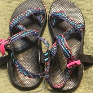 Women's Chaco Z2 Classic sandal magenta size 10